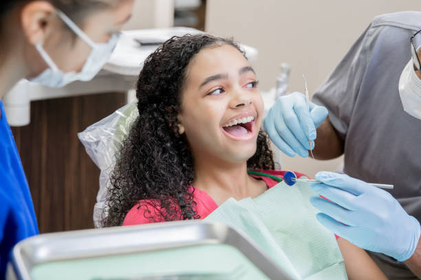 Best Emergency Dental Extractions in Hanley Hills, MO